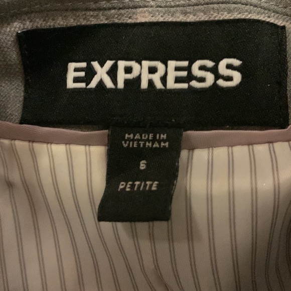 Express Woman’s blazer size 6 Petite - Picture 3 of 3